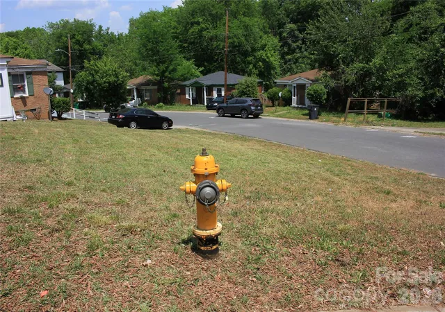 7th image of 612 Miller St, Charlotte, NC 28203 | MLS# 4373827