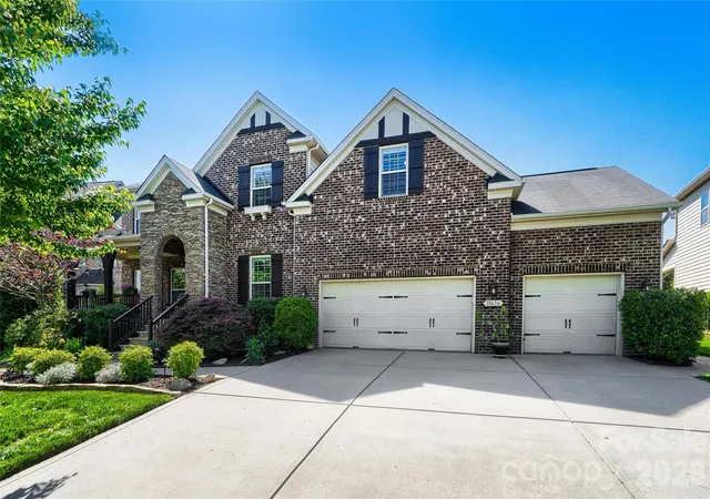 Homes for sale in Concord, NC | 10636 Rippling Stream Dr Nw, Concord, NC 28027 | MLS# 4373852