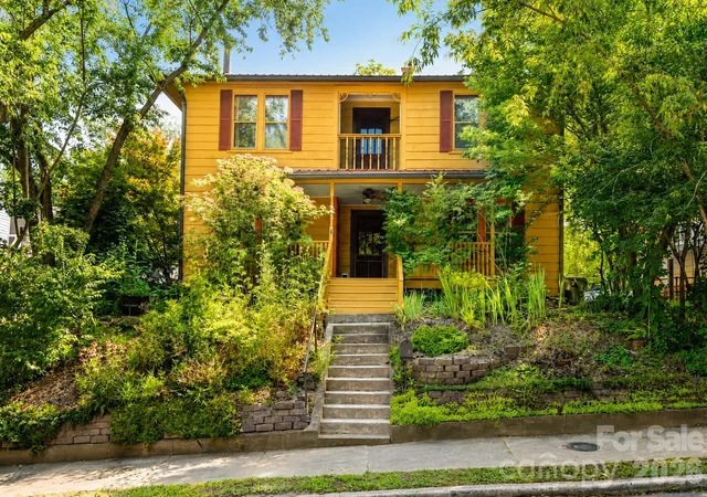 1st image of 3 Woodlawn Ave, Asheville, NC 28801 | MLS# 4373933