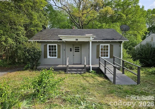 Photo 1 of Multi family home for sale at 930 S Miller St, Gastonia, NC 28052 | MLS# 4373950 | Listing updated on 2026-10-07