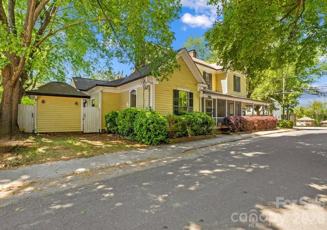43rd image of 801 S Fulton St, Salisbury, NC 28144 | MLS# 4373956