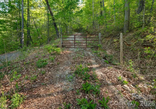 Homes for sale in Bryson City, NC | 841 Laurel Spring Dr, Bryson City, NC 28713 | MLS# 4373979