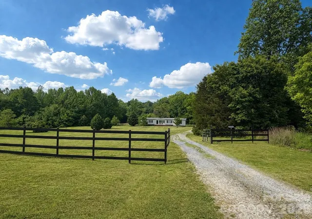 Photo 2 of Sale Pending at 219 John E Randall Rd, Shelby, NC 28152 | MLS# 4374001 | Listing updated on 2026-06-27