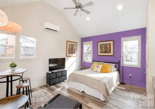 3rd image of 606 Ray Ave, Hendersonville, NC 28792 | MLS# 4374013