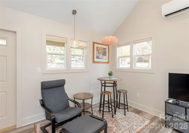 5th image of 606 Ray Ave, Hendersonville, NC 28792 | MLS# 4374013