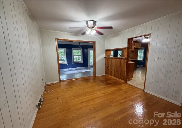 Homes for sale in Newton, NC | 1044 Meadowbrook Ln, Newton, NC 28658 | MLS# 4374041