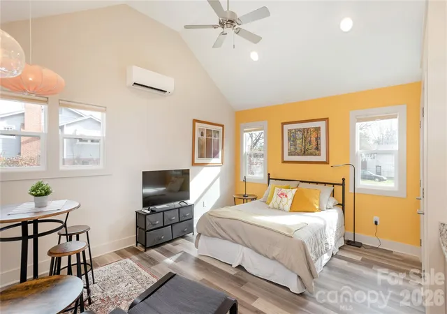 3rd image of 608 Ray Ave, Hendersonville, NC 28792 | MLS# 4374052