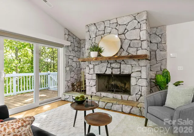 Photo 1 of Single family home for sale at 220 Jones Ct, Lake Lure, NC 28746 | MLS# 4374099 | Listing updated on 2026-09-21