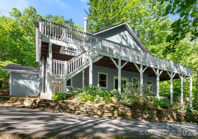 Photo 2 of Single family home for sale at 220 Jones Ct, Lake Lure, NC 28746 | MLS# 4374099 | Listing updated on 2026-09-21