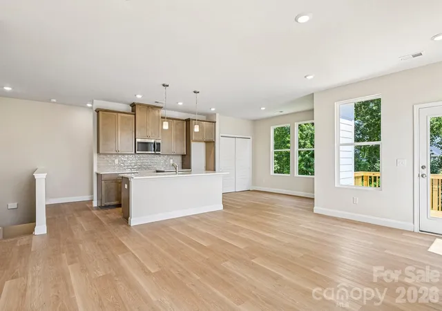 2nd image of 605 Banter Ln #37, Cramerton, NC 28032 | MLS# 4374152