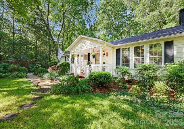 Photo 2 of Single family home for sale at 10112 Idlewild Rd, Matthews, NC 28105 | MLS# 4374163 | Listing updated on 2026-09-29