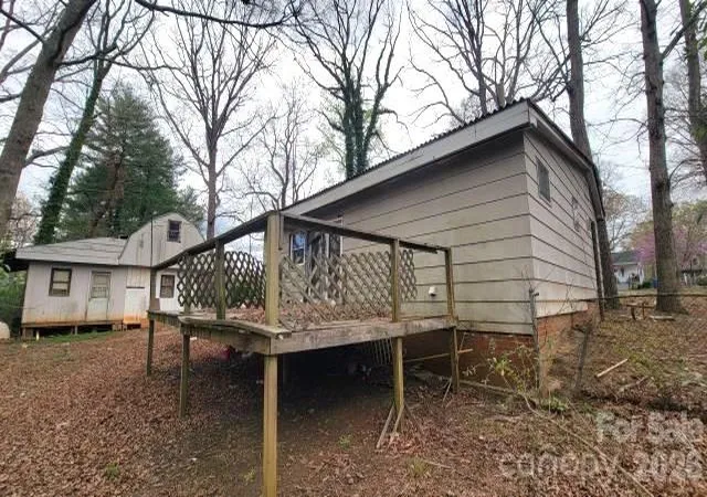 Photo 4 of Single family home for sale at 803 Jackson St, Kings Mountain, NC 28086 | MLS# 4374177 | Listing updated on 2026-09-22