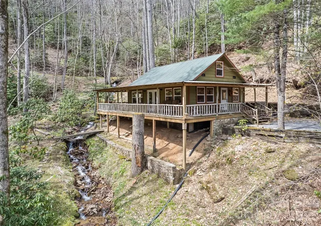 Homes for sale in Sylva, NC | 57 Gross Beak Trl, Sylva, NC 28779 | MLS# 4374185