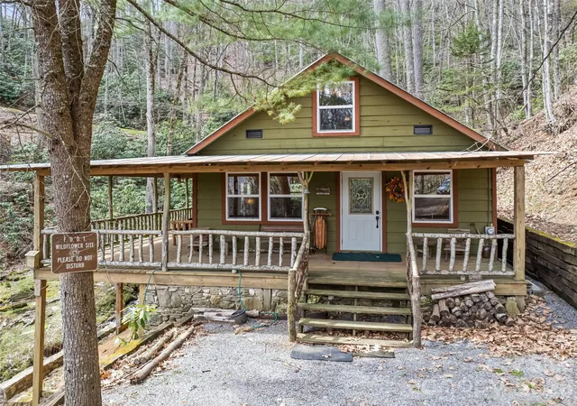 Homes for sale in Sylva, NC | 57 Gross Beak Trl, Sylva, NC 28779 | MLS# 4374185