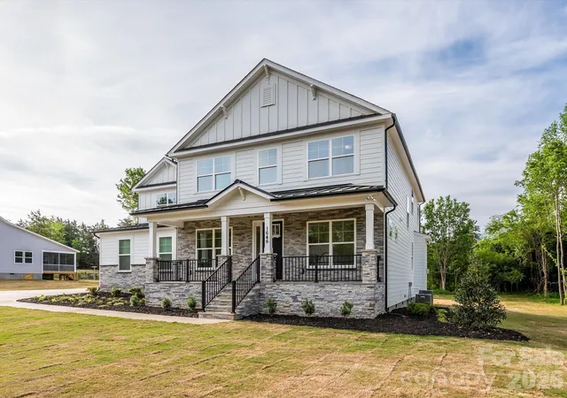 Homes for sale in Rock Hill, SC | 1646 Farrow Dr, Rock Hill, SC 29732 | MLS# 4374192