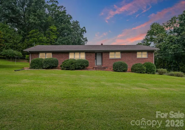 2nd image of 1008 Longview Dr, New London, NC 28127 | MLS# 4374246