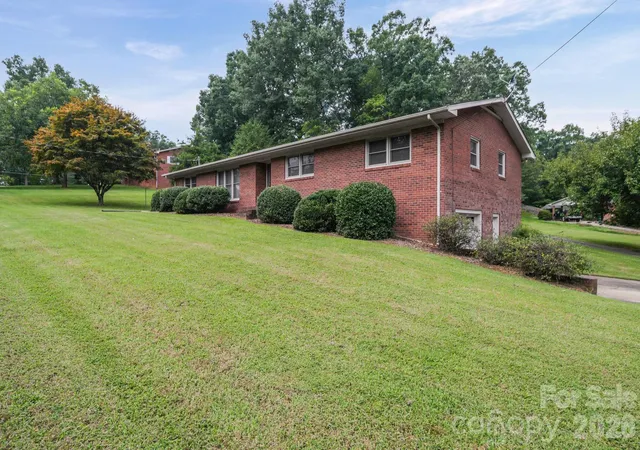 4th image of 1008 Longview Dr, New London, NC 28127 | MLS# 4374246
