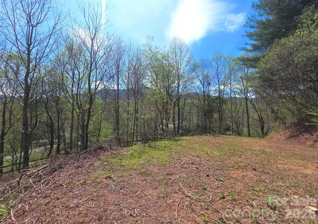 Photo 2 of Land for sale at 50 Turtle Rock Ln #6, Waynesville, NC 28785 | MLS# 4374267 | Listing updated on 2026-09-21