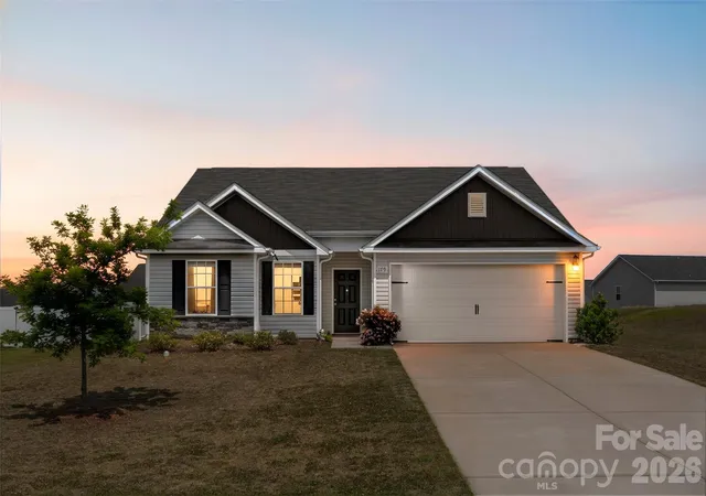 Photo 1 of Single family home for sale at 179 Rosedale St, Kings Mountain, NC 28086 | MLS# 4374276 | Listing updated on 2026-09-28