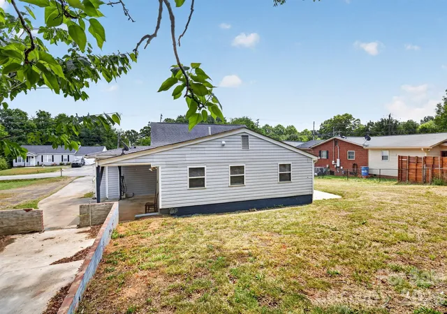 Homes for sale in Concord, NC | 62 Roberta Rd Sw, Concord, NC 28027 | MLS# 4374296
