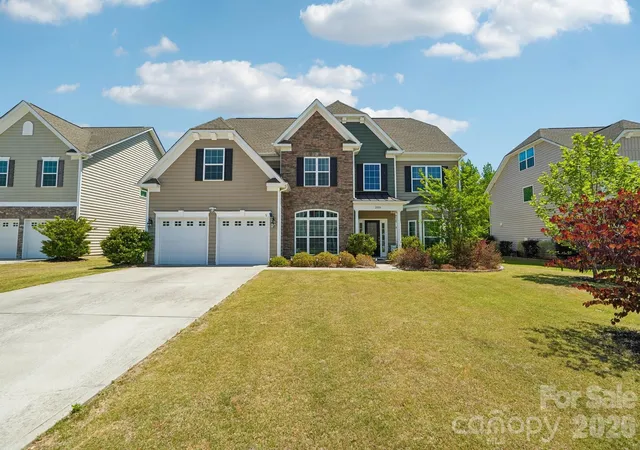 1st image of 2006 Topaz Plz, Davidson, NC 28036 | MLS# 4374298