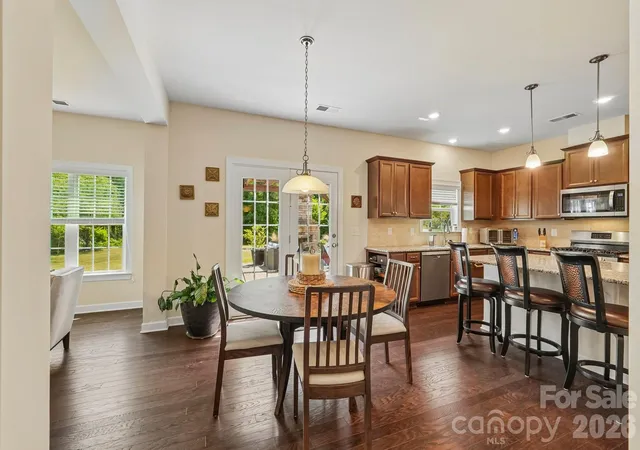 4th image of 2006 Topaz Plz, Davidson, NC 28036 | MLS# 4374298