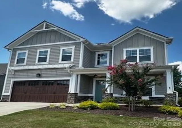 Photo 2 of Single family home for sale at 3010 Alveston Dr Nw, Concord, NC 28027 | MLS# 4374332 | Listing updated on 2026-09-21