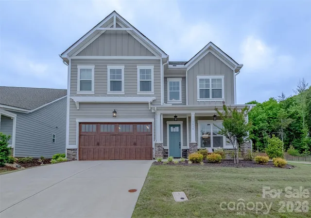 Photo 3 of Single family home for sale at 3010 Alveston Dr Nw, Concord, NC 28027 | MLS# 4374332 | Listing updated on 2026-09-21