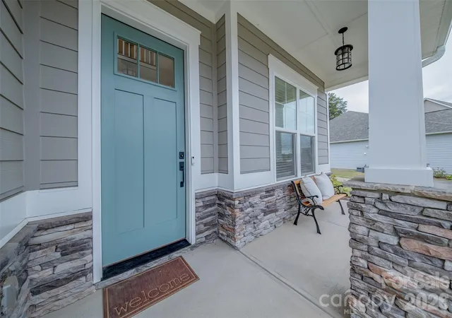 Photo 3 of Single family home for sale at 3010 Alveston Dr NW, Concord, NC 28027 | MLS# 4374332 | Listing updated on 2026-09-21