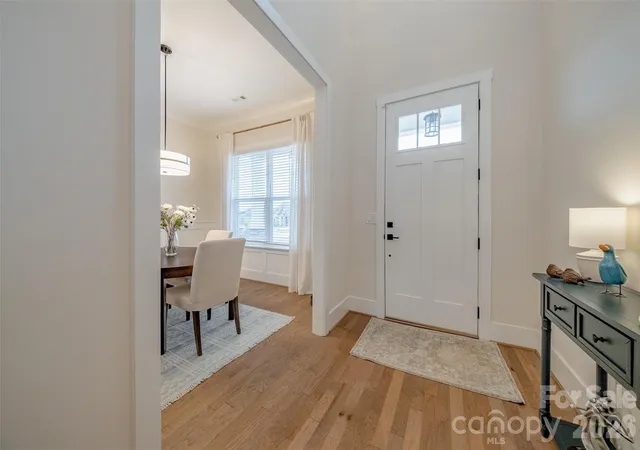 Photo 4 of Single family home for sale at 3010 Alveston Dr NW, Concord, NC 28027 | MLS# 4374332 | Listing updated on 2026-09-21