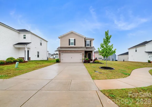 Homes for sale in Albemarle, NC | 1006 Jeffery Dean Ct, Albemarle, NC 28001 | MLS# 4374374