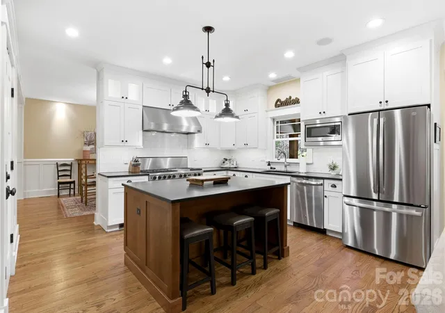 Photo 4 of Single family home for sale at 31 Ashbrook Meadows, Fletcher, NC 28732 | MLS# 4374375 | Listing updated on 2026-09-01