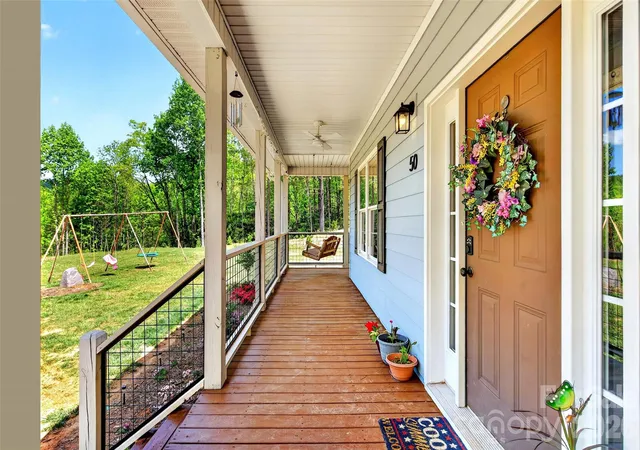 Photo 4 of Single family home for sale at 50 Glass Fls Trl #143,144, Black Mountain, NC 28711 | MLS# 4374383 | Listing updated on 2026-10-04