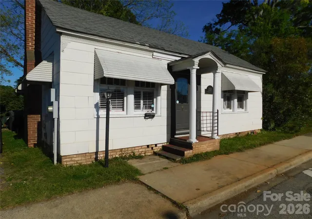 1st image of 221 S Charlotte Ave, Rock Hill, SC 29730 | MLS# 4374410