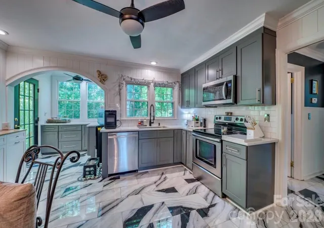 4th image of 112 Kinwood St, Morganton, NC 28655 | MLS# 4374447