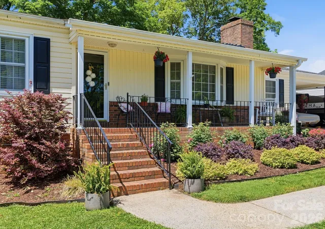 Photo 2 of Single family home for sale at 217 Hughey Dr, Gastonia, NC 28056 | MLS# 4374482 | Listing updated on 2026-08-24