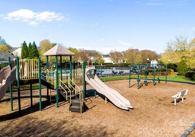 40th image of 13508 Glasgow Green Ln, Charlotte, NC 28213 | MLS# 4374487
