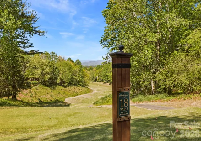 5th image of 3509 Mountain Top Wy, Hendersonville, NC 28739