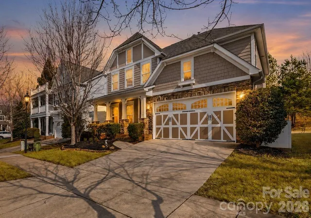 Photo 3 of Single family home for sale at 1007 Hamil Ridge Dr, Waxhaw, NC 28173 | MLS# 4374498 | Listing updated on 2026-09-23