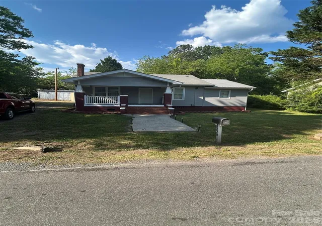 Homes for sale in Albemarle, NC | 1320 Lowder St, Albemarle, NC 28001 | MLS# 4374524
