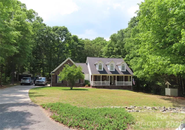 Homes for sale in York, SC | 300 Tradewinds Ln, York, SC 29745 | MLS# 4374556