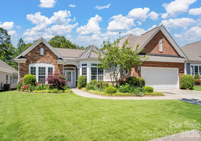 Photo 1 of Single family home for sale at 2818 Mandarin St, Fort Mill, SC 29707 | MLS# 4374619 | Listing updated on 2026-04-30