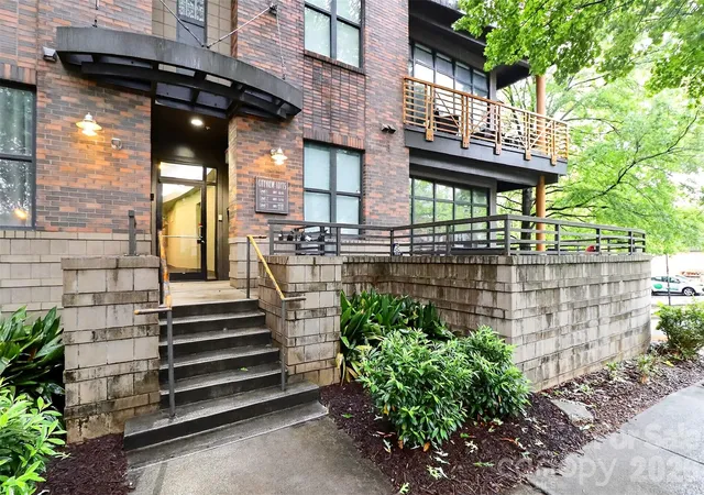 1st image of 716 N Davidson St, Charlotte, NC 28202 | MLS# 4374627
