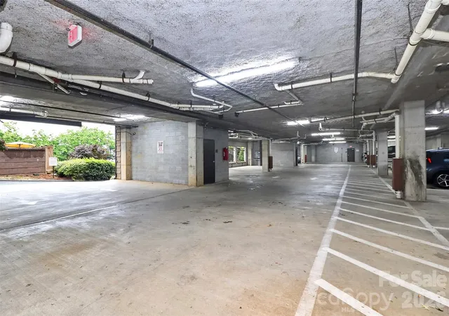 3rd image of 716 N Davidson St, Charlotte, NC 28202