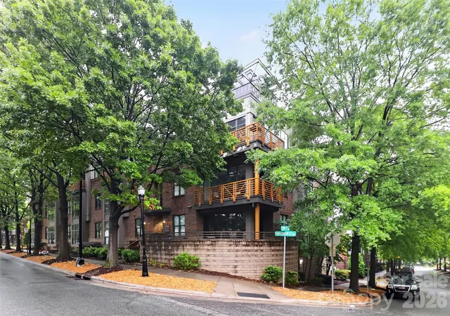 33rd image of 716 N Davidson St, Charlotte, NC 28202 | MLS# 4374627