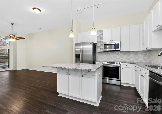 4th image of 716 N Davidson St, Charlotte, NC 28202