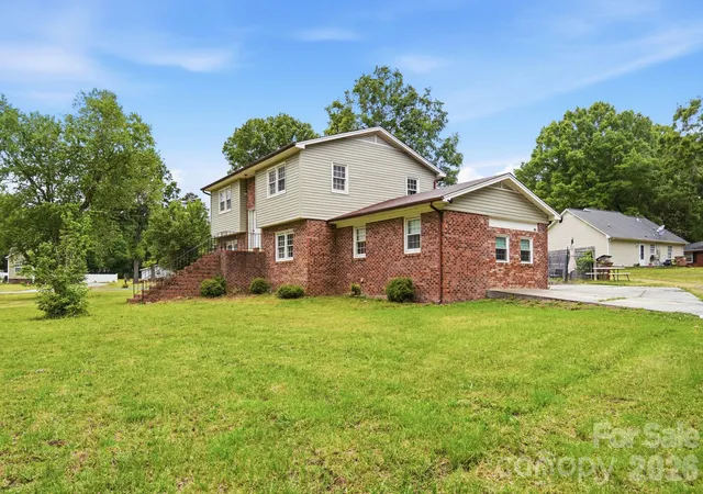 Homes for sale in Marshville, NC | 908 Forest Dr, Marshville, NC 28103 | MLS# 4374661