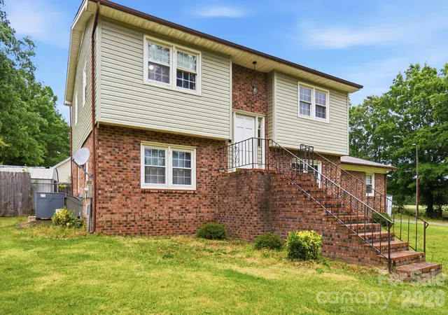 Homes for sale in Marshville, NC | 908 Forest Dr, Marshville, NC 28103 | MLS# 4374661