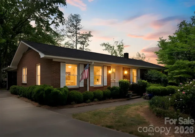 Homes for sale in Cherryville, NC | 208 S Dixie St, Cherryville, NC 28021 | MLS# 4374662