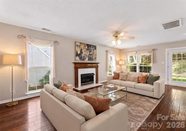 5th image of 15027 Ashlight Dr, Charlotte, NC 28278 | MLS# 4374674